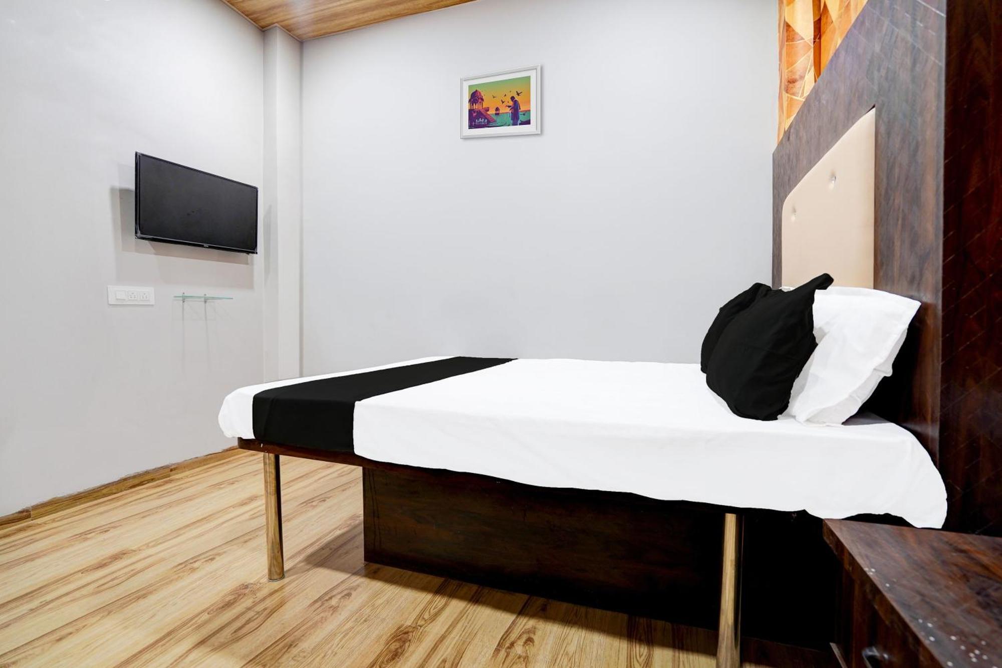 Hotel O New Sai Resort นาคปุระ ภายนอก รูปภาพ